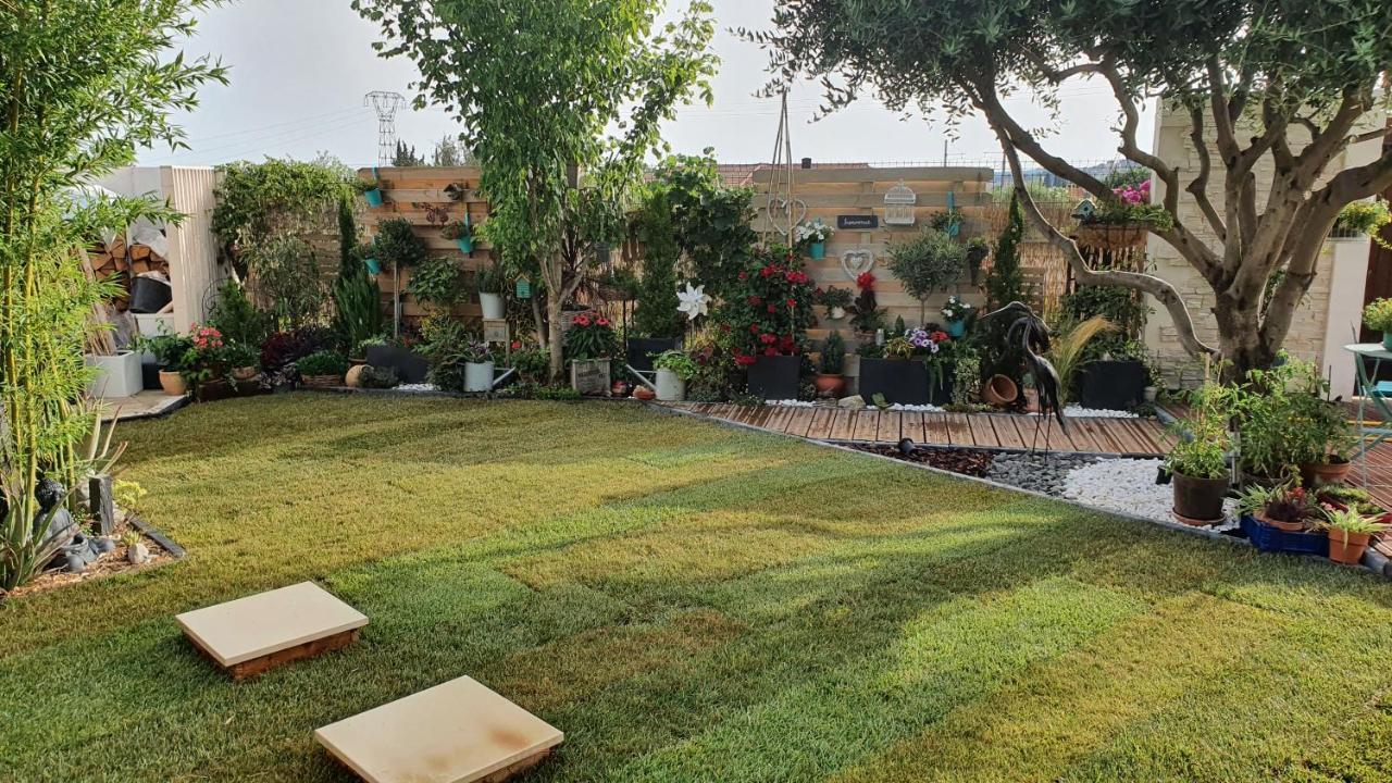 博凯尔Le Petit Coin De Provence住宿加早餐旅馆 外观 照片